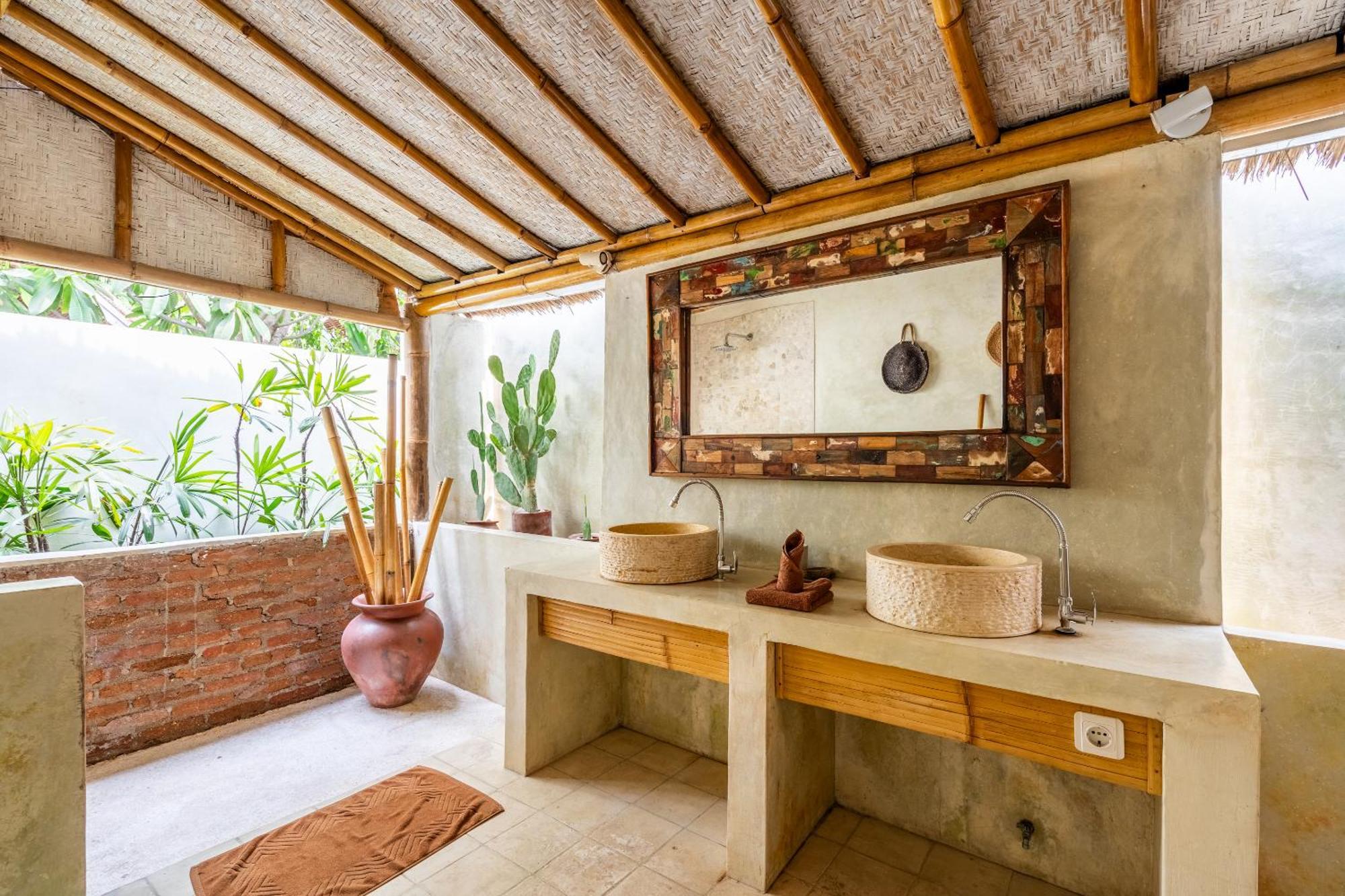 Villa Burung Gili Air Authentic 3-Bedroom Bamboo Villa With Private Pool Exterior photo